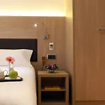 레오 호텔 3*