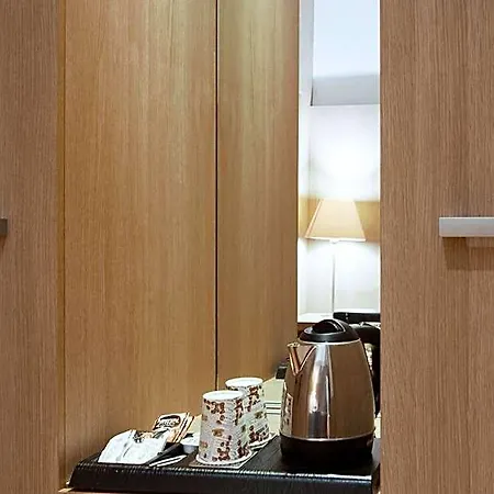 Hotel Lleo 3*