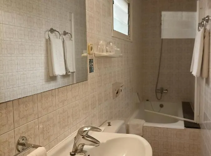 Hotel Lleo 3*